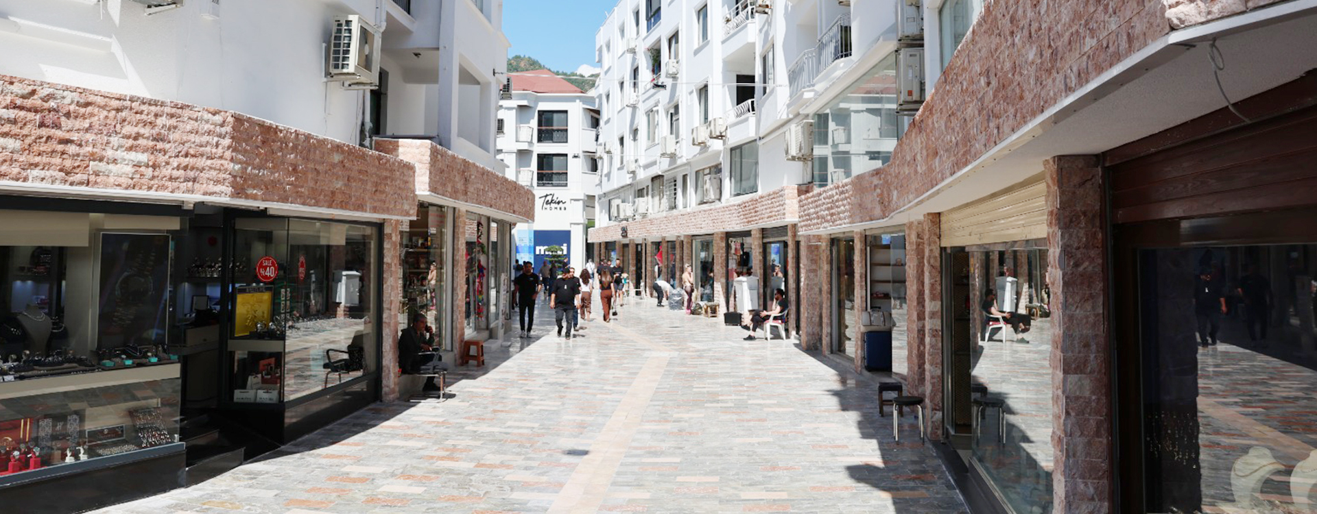 MARMARİS ÇARŞISI'NDA FERAHLIK VE ESTETİK DÖNEMİ