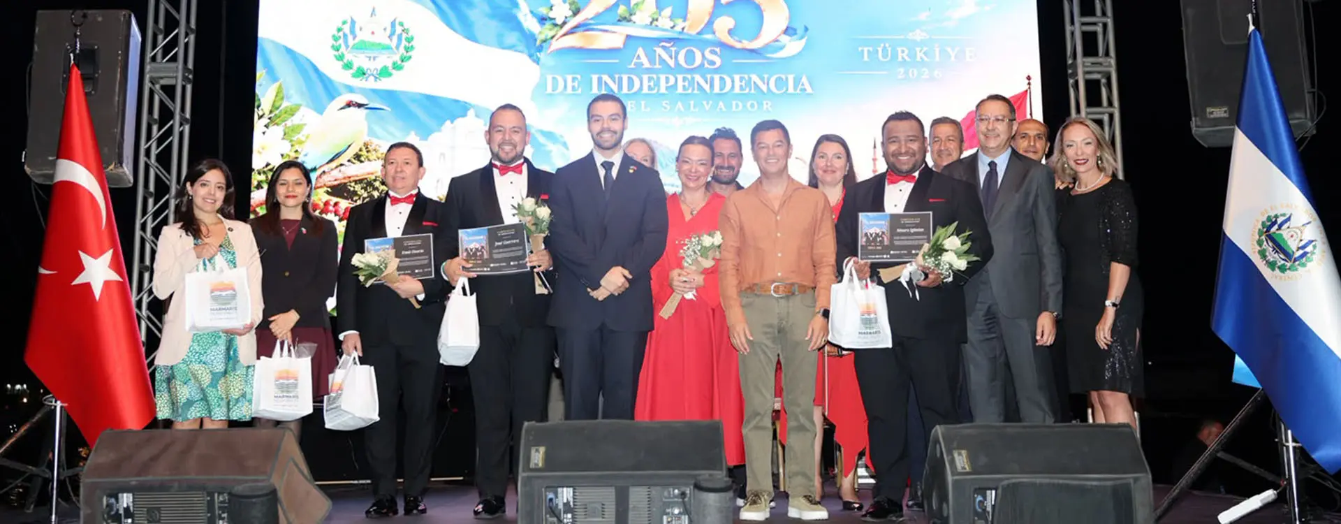 EL SALVADOR'UN MÜZİĞİ MARMARİS'TE YANKILANDI